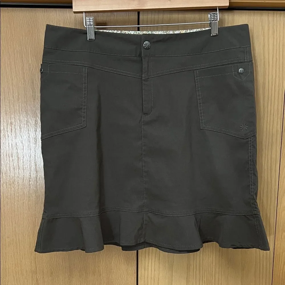 Athleta Ruffle Hem Skirt Size 14